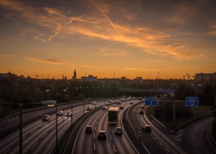 Afstand van Middelharnis tot Rotterdam en Dordrecht